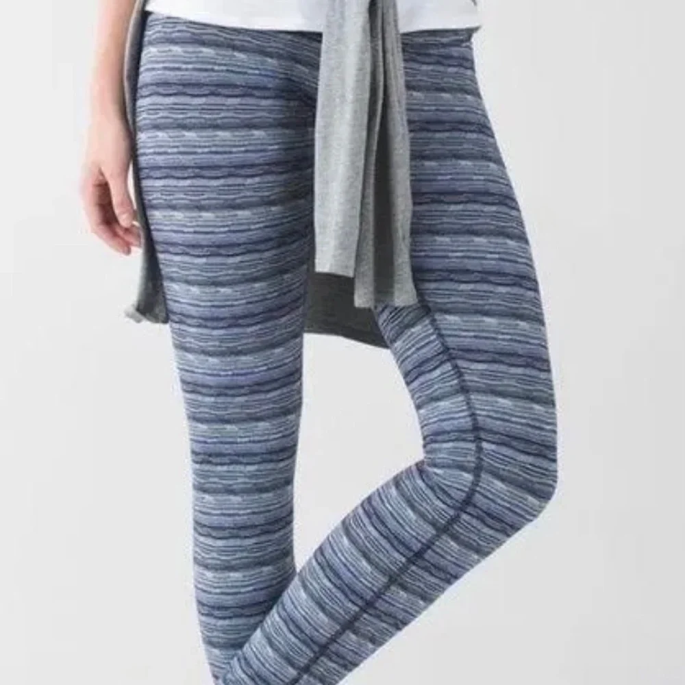 Lululemon Wunder Under Space Dye Twist Sapphire Blue Multi